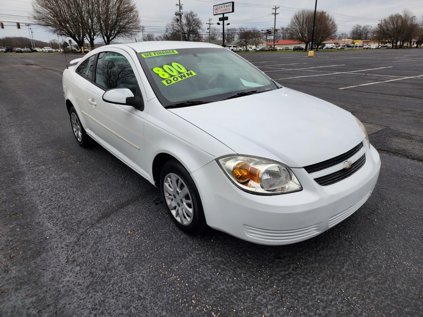 2010 WHITE /Gray Chevrolet Cobalt LT1 Coupe (1G1AD1F56A7) with an 2.2L L4 DOHC 16V engine, 4-Speed Automatic transmission, located at 1221 Madison St., Shelbyville, TN, 37160, (931) 680-9439, 0.000000, 0.000000 - Photo#1